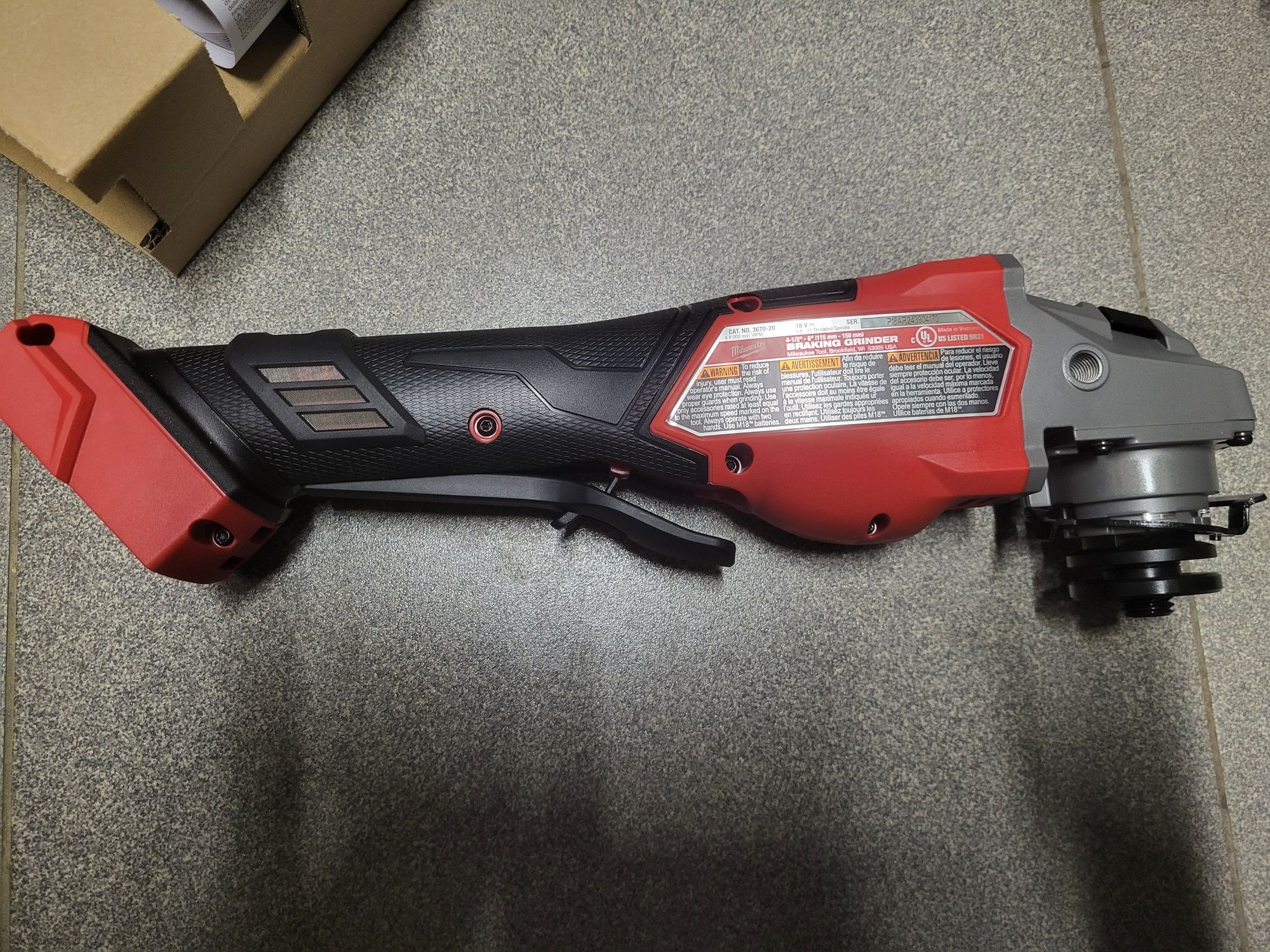 Milwaukee 3670-20 3670 уши болгарка кутова шліфмашина