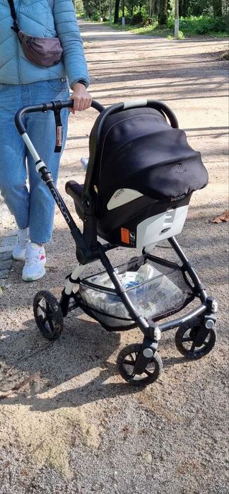 Carrinho de Bebé 3 em 1 Jane Minnum - Completo (Ovo, Alcofa e Cadeira)