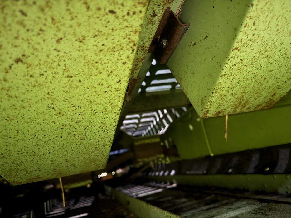 Комбайн зернозбиральний Claas Consul