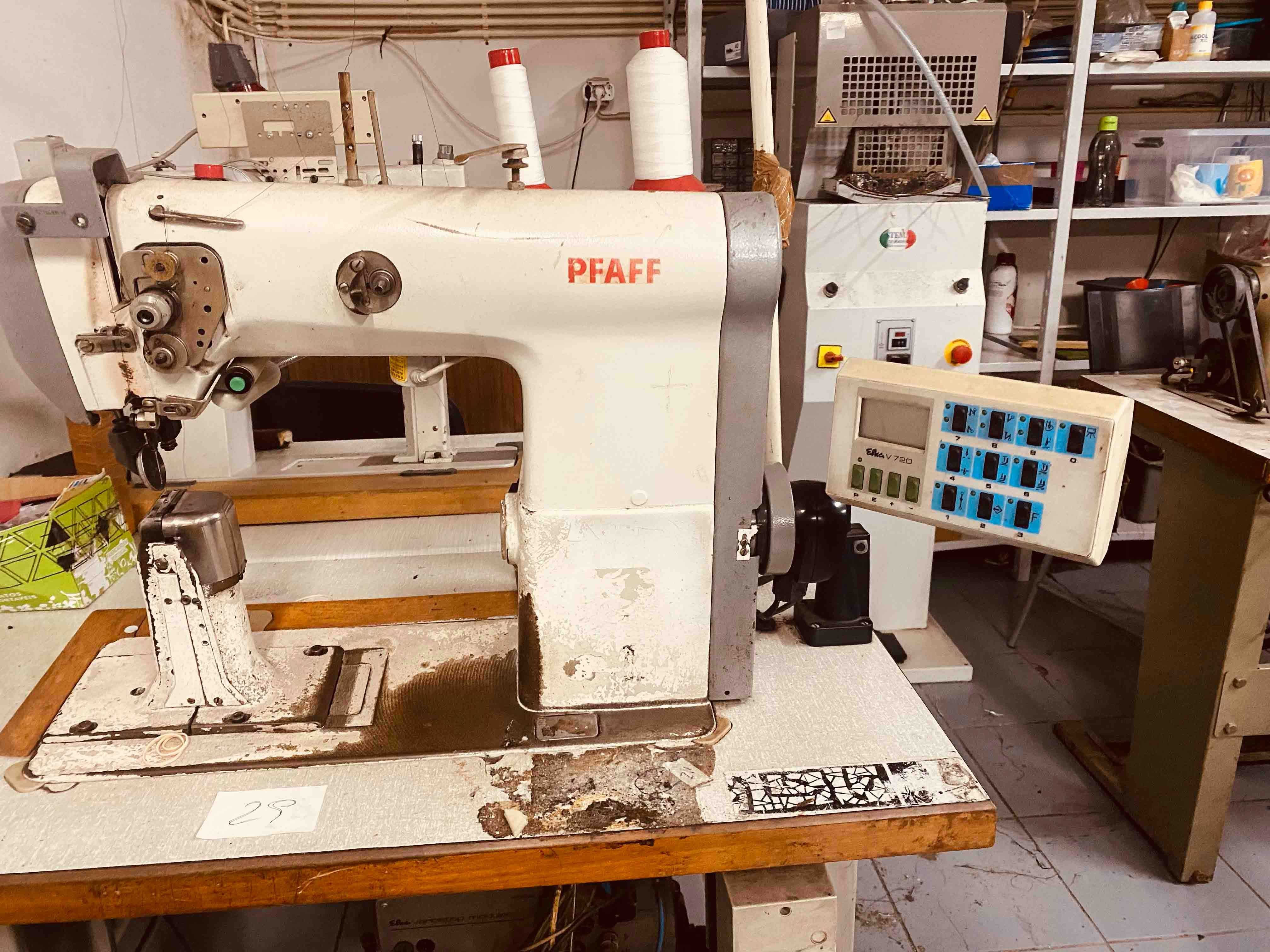 Máquina de Costura Coluna 1 Agulha c/programador PFAF - REDUÇÃO