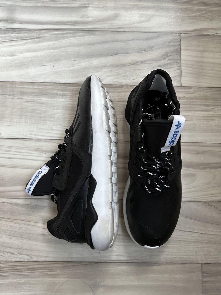 Кросівки Adidas Tubular