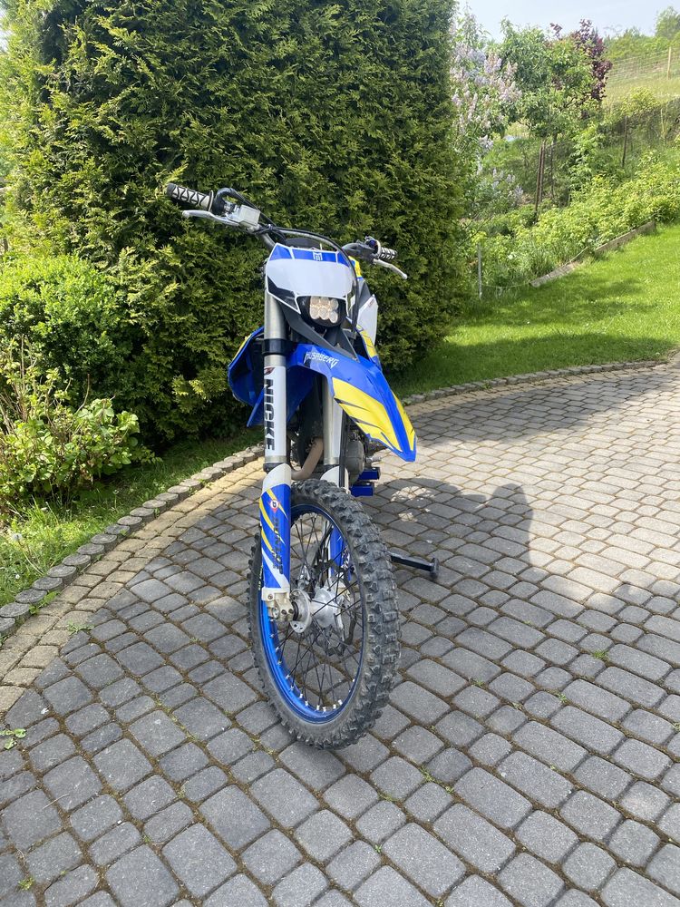 Husaberg Fe 250 Dokumenty