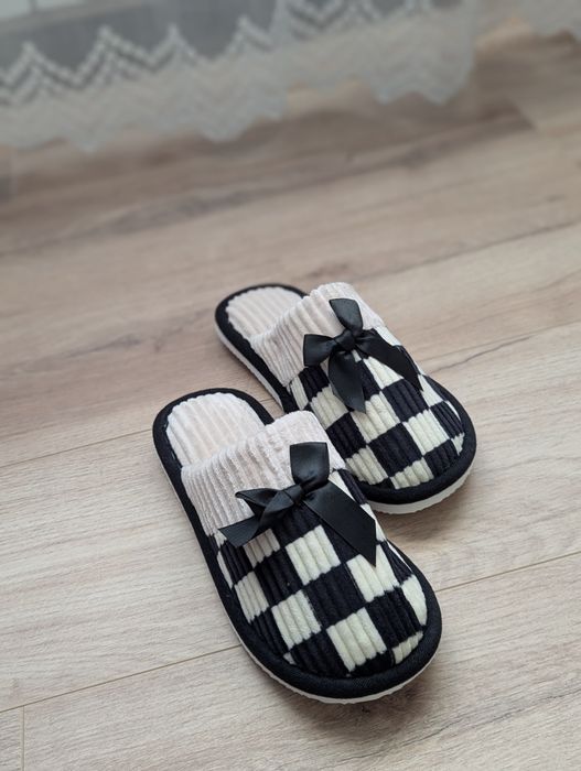 Хатні тапочки теплі