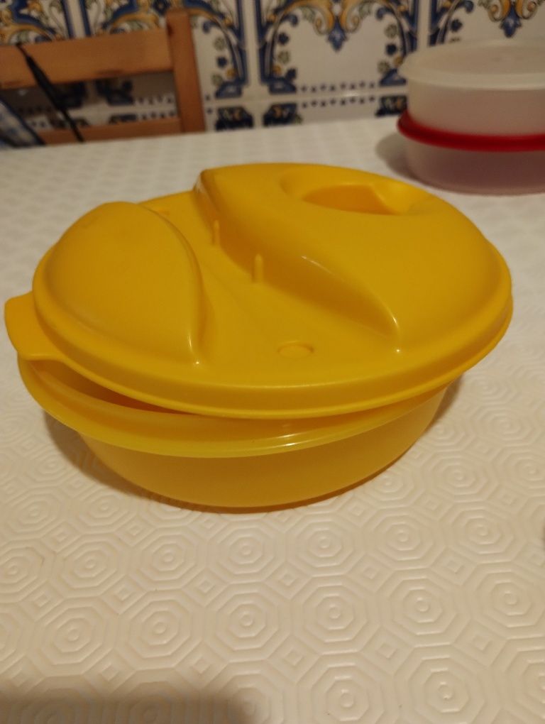 Caixas tupperware como novas