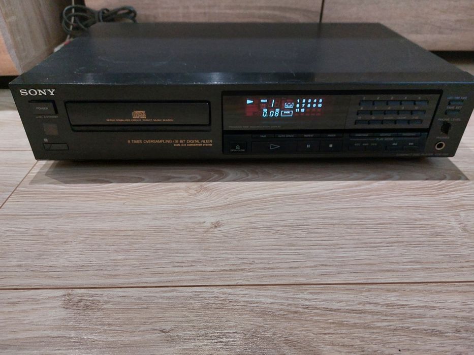 Odtwarzacz CD Sony CDP-590