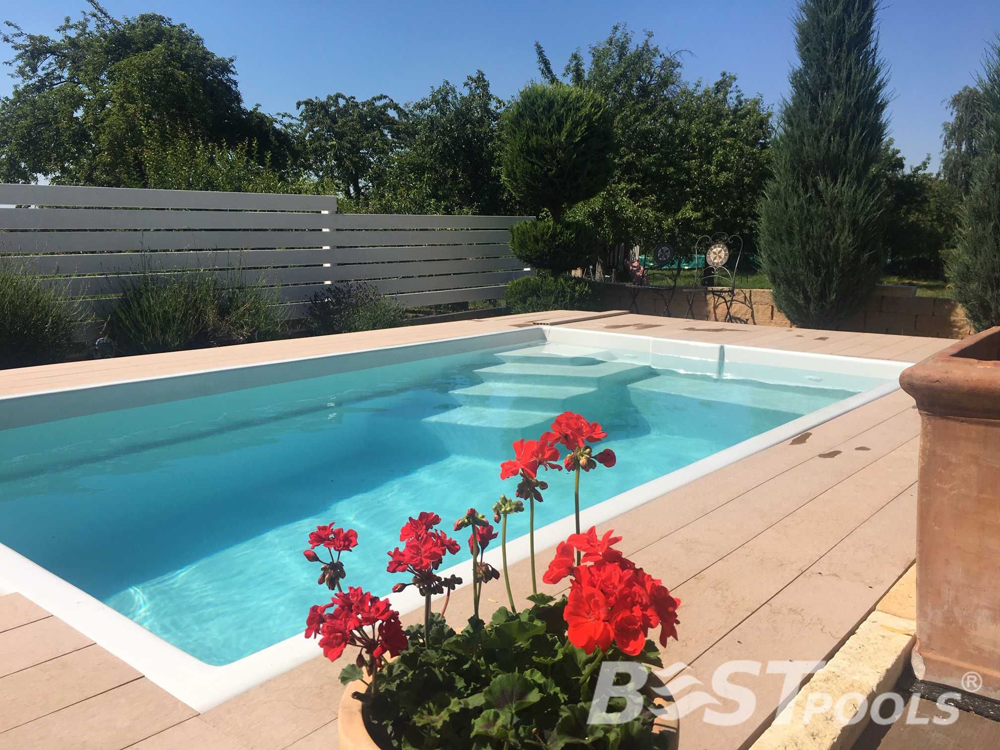 Poliestrowy basen KRETA 4.0x2.5x1.4 z izolacją - PRODUCENT Bestpools