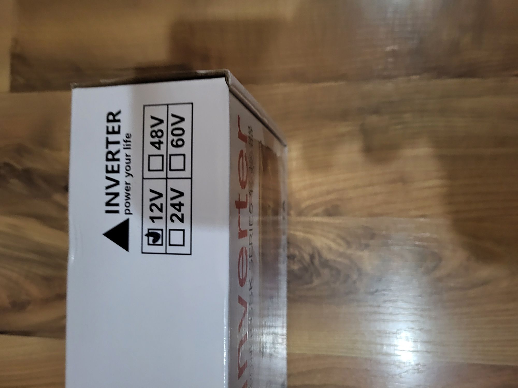 Інвертор UKC 1500 -12V новий
