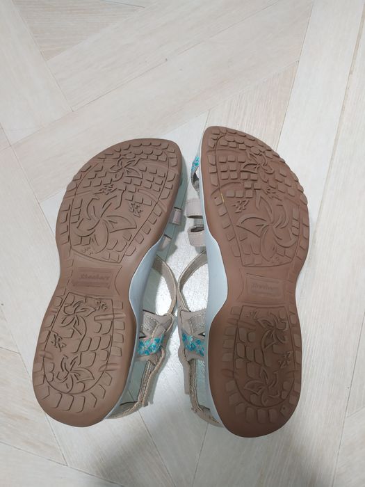 Босоніжки Skechers