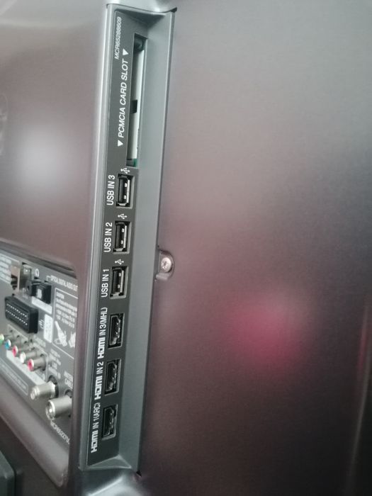 Телевізор LG 42LB650V SmartTv, T2, 3D,wifi