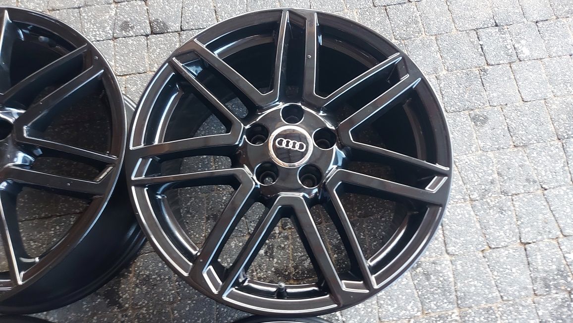 18" Audi czarne 5x112  8,5j et50  TT a3 A4 A6 A8 Q3  Idealne