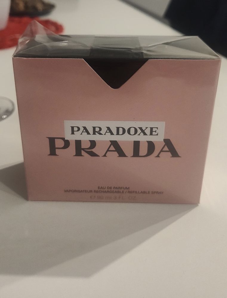 Perfum PRADA Paradoxe
