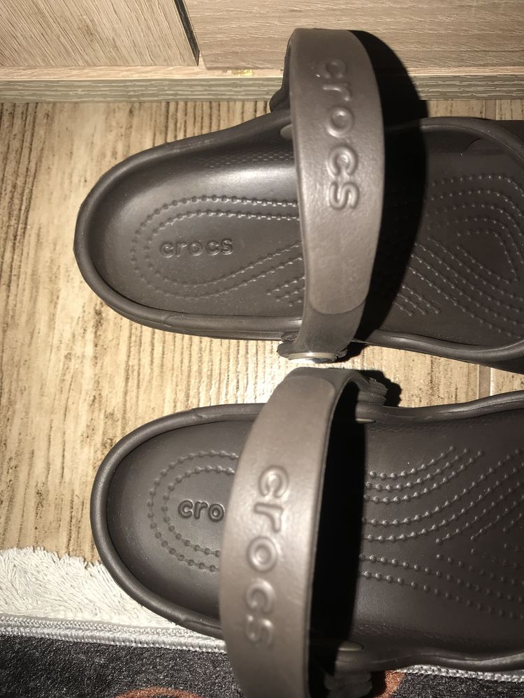 Nowe dziewczęce crocsy super model 34