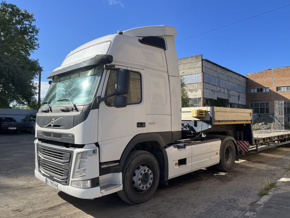 Volvo FM 450 2015 року (тягач)