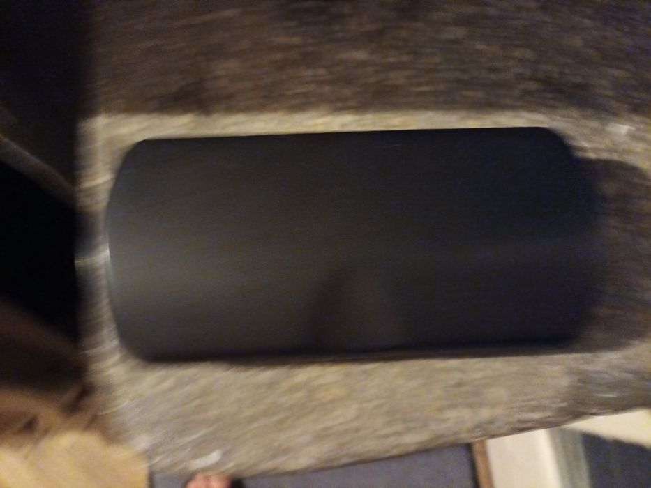 Czarne etui na okulary