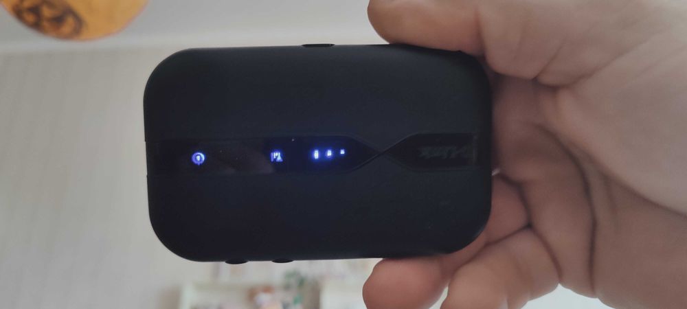 Продам 4g wifi роутер D-Link DWR-932
