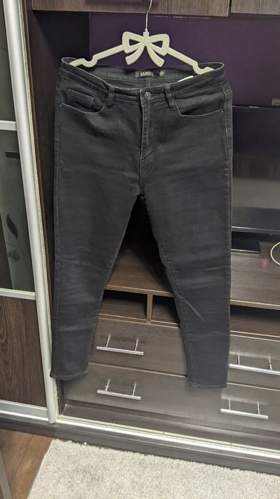 Джинсы разные и утеплённые на 48р.