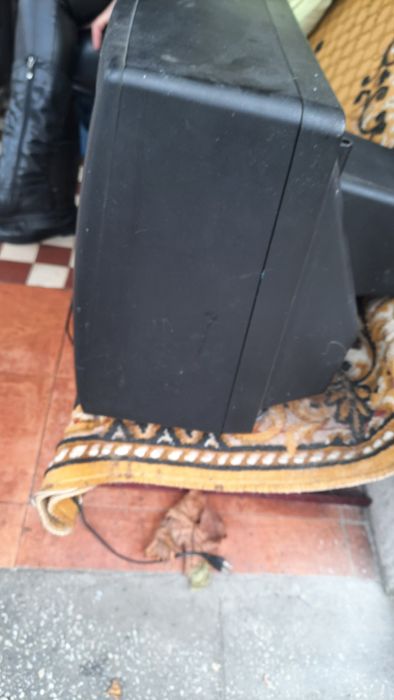 Продам телевизор