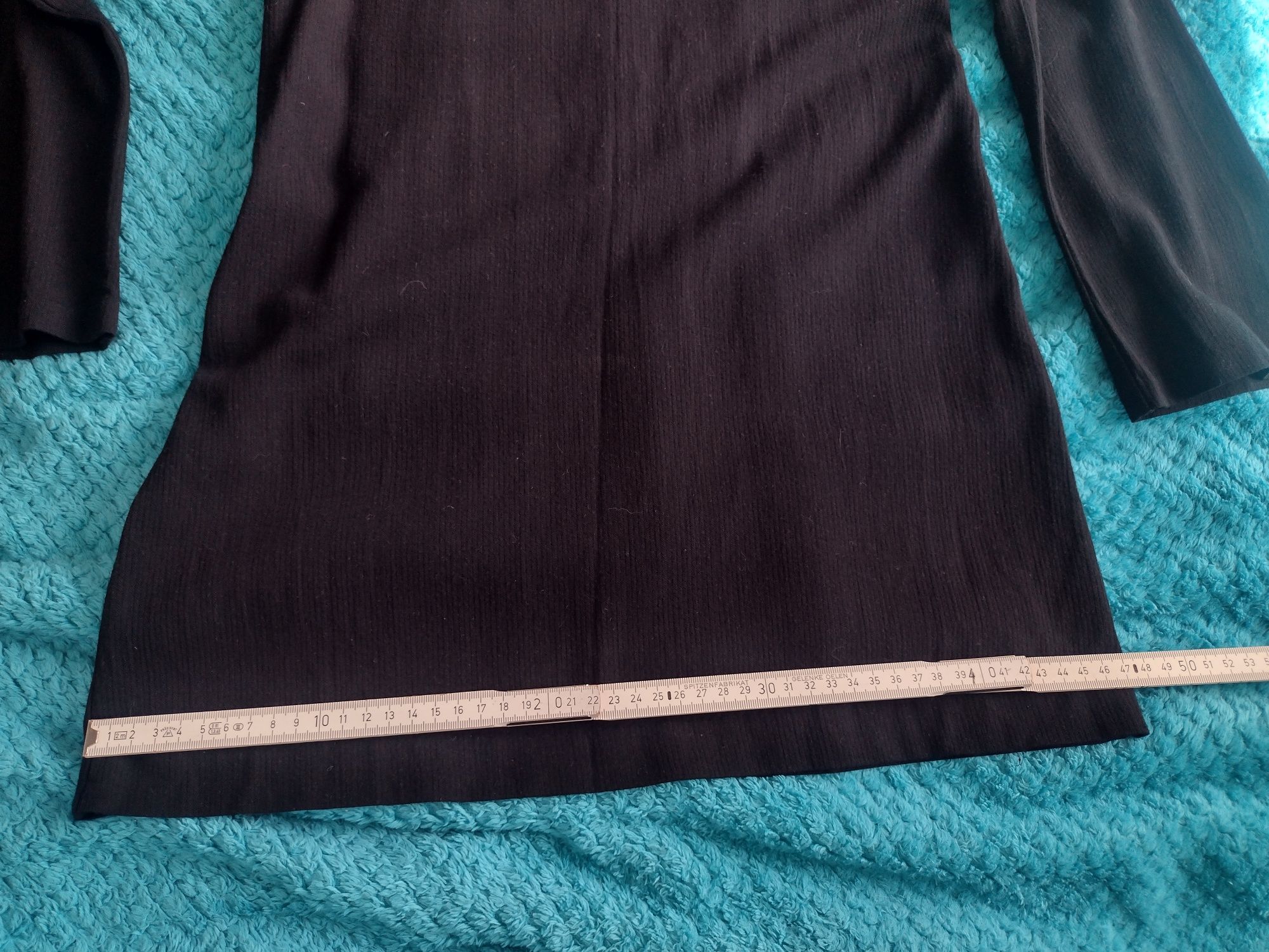 Czarna sukienka mini/czarna tunika firmy Benetton rozm. M