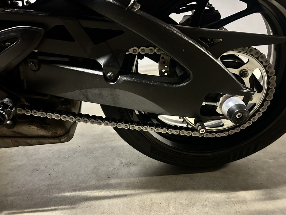 Suzuki GSX-S 1000 quickshifter