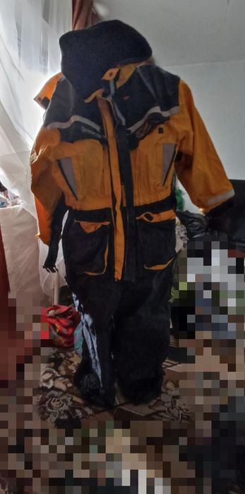 Срочно костюм комбинезон поплавок для зимней рыбалки, охоты