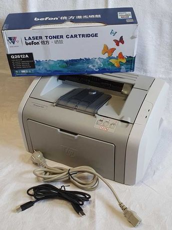 Рабочий лазерный принтер HP LaserJet 1020 + Q2612A