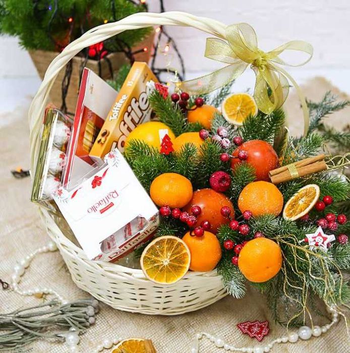 Подарунок смачний для тата вчителя кума шефа бокс корзинка