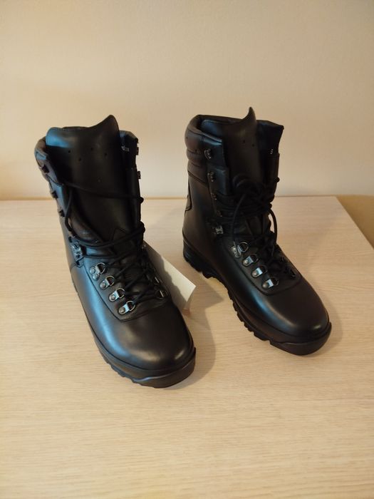 Buty specjalne WOJAS