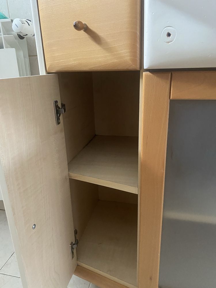 Movel de casa banho com espelho