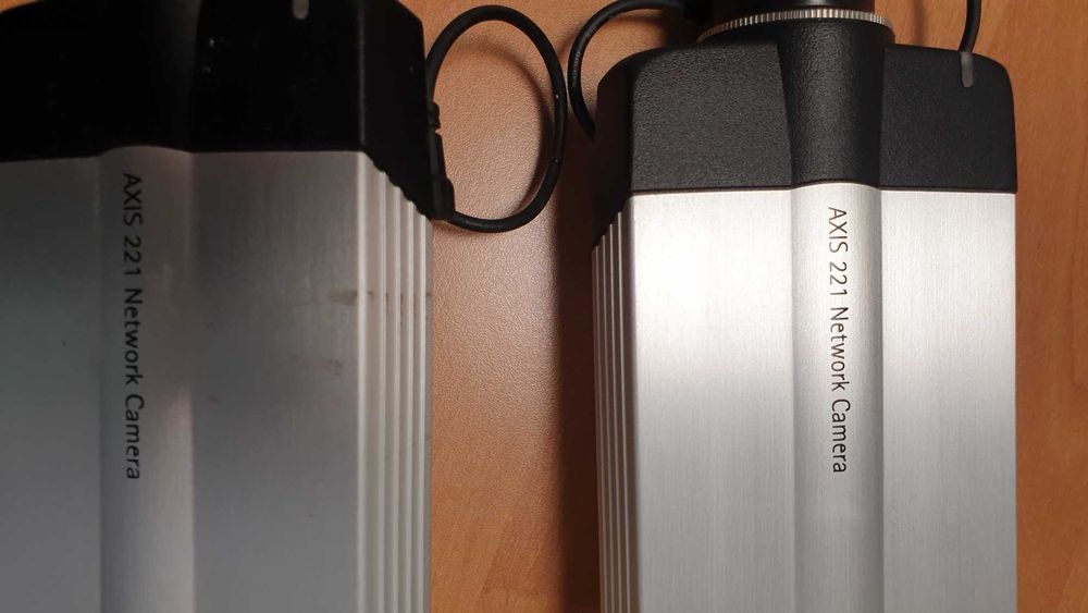 Cameras Vídeo-Vigilância AXIS 221