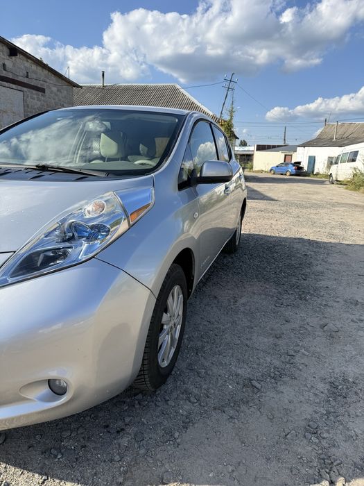 Нісан Ліф Nissan Leaf в гарному стані від власника