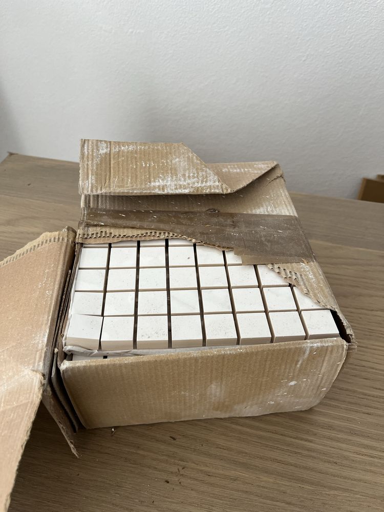 Pastilhas/Azuleijo Branco WC