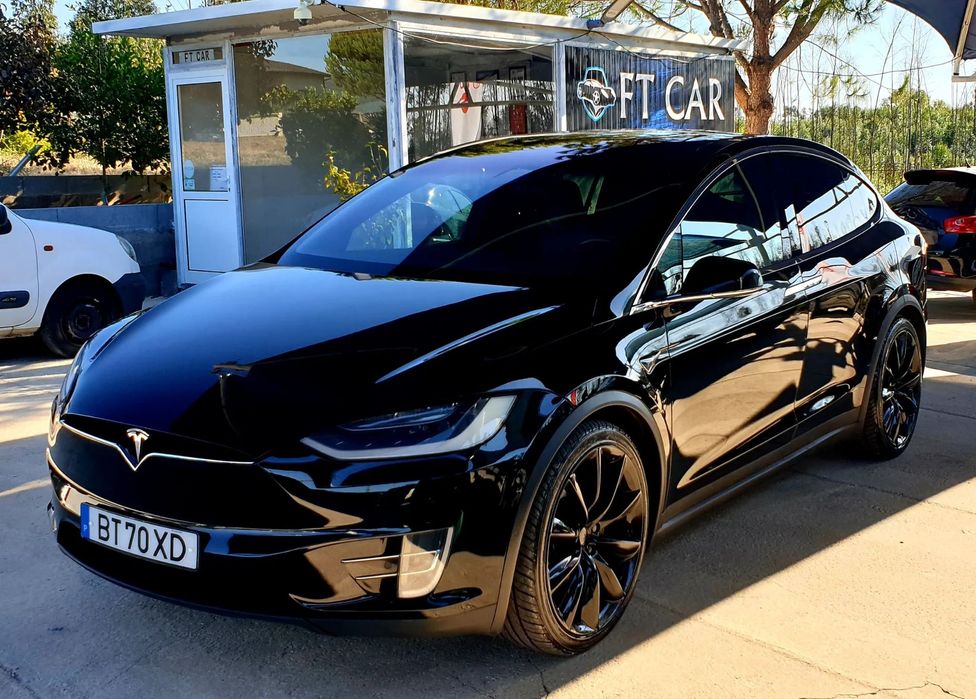 Tesla Model X Long Range