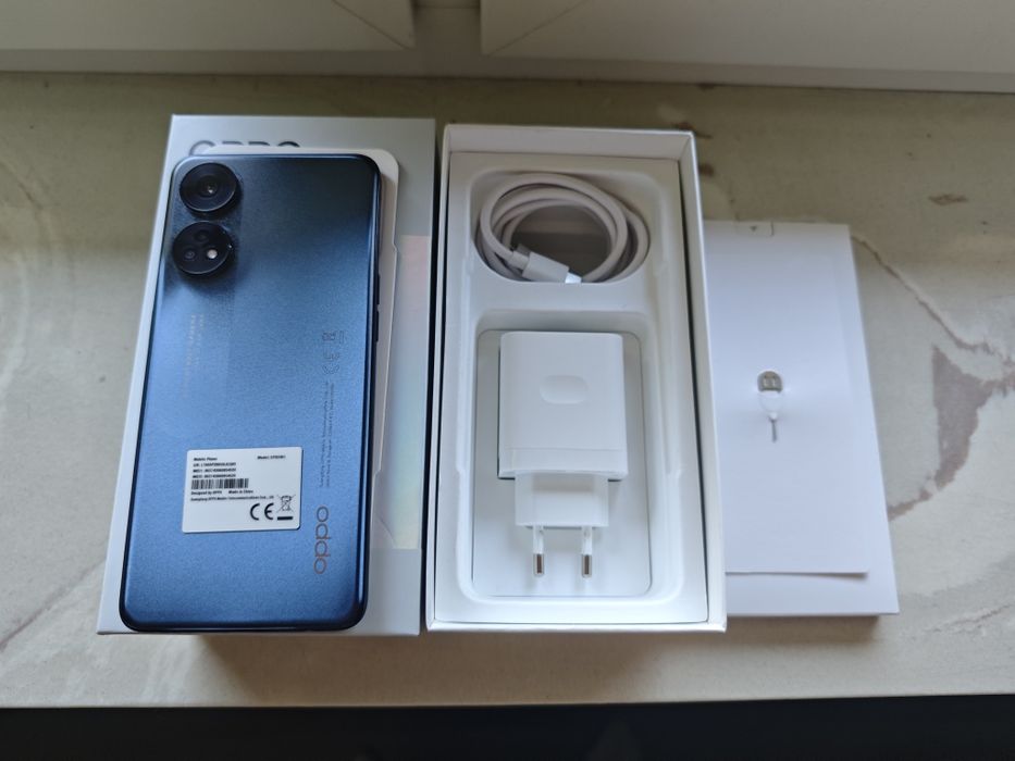 NOWY!!! Smartfon OPPO Reno8T 8/128
GB, czarny