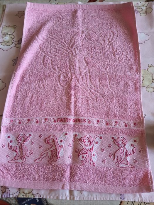 Дитячі речі для дівчинки