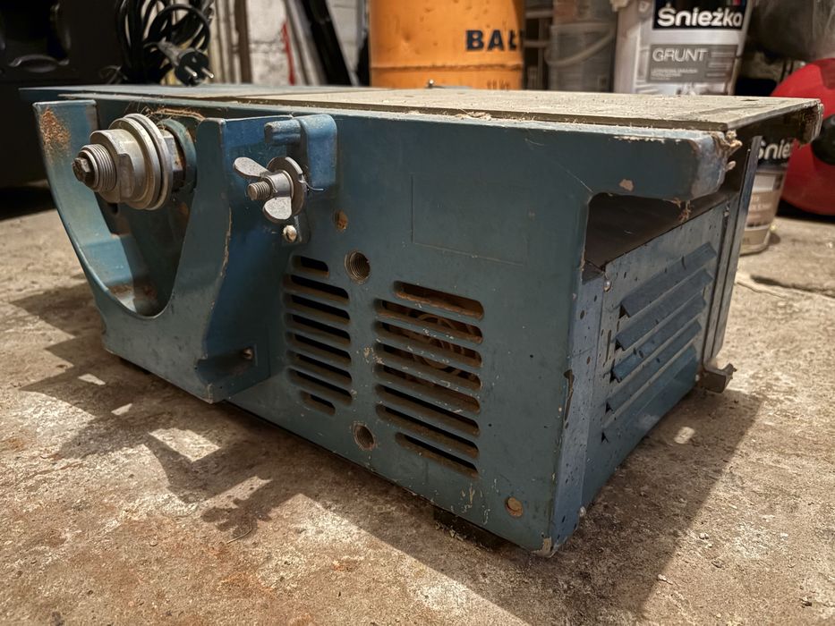 Strugarka grubościówka heblarka pilarka stołowa do obróbki drewna