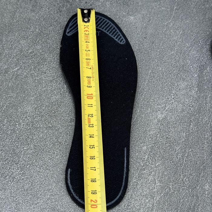 32 та 37р.ОРИГІНАЛ 100% Черевики адідас Adidas Snowpitch FZ2602