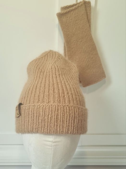 Czapka zimowa, mitenki, komplet