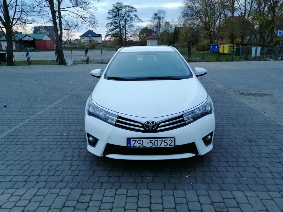 Toyota Corolla 1.6 benzyna
