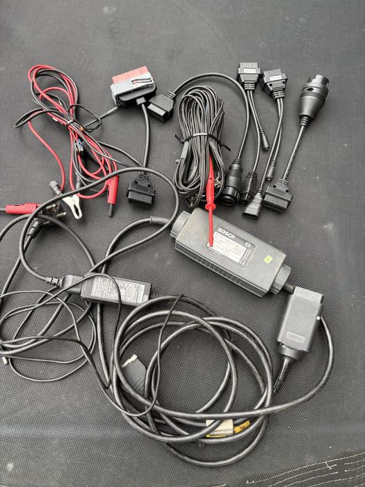 Сканер BOSCH KTS 550 ESI tronic