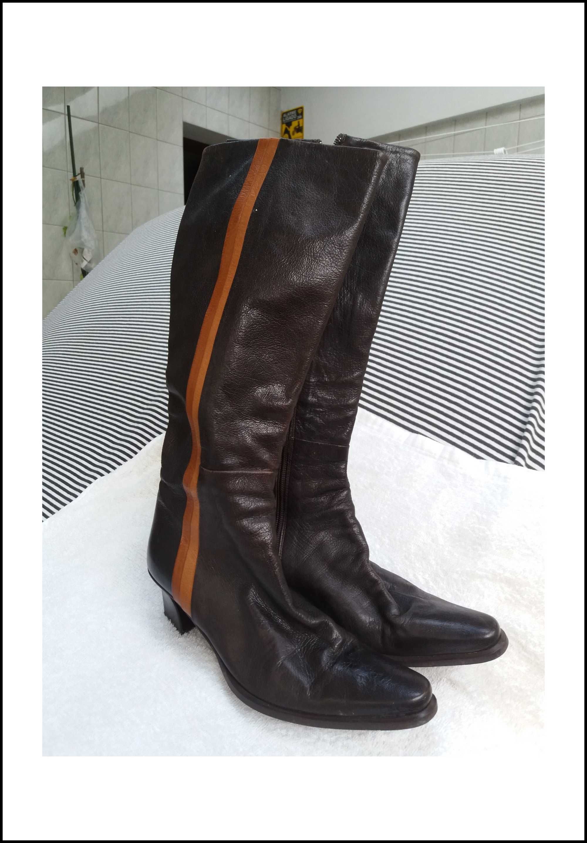 Botas de senhora em pele