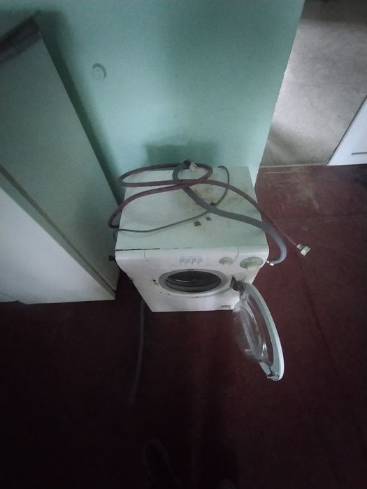 Продам стиральную машину