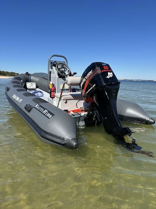 Semi rigido “flutuadores novos”