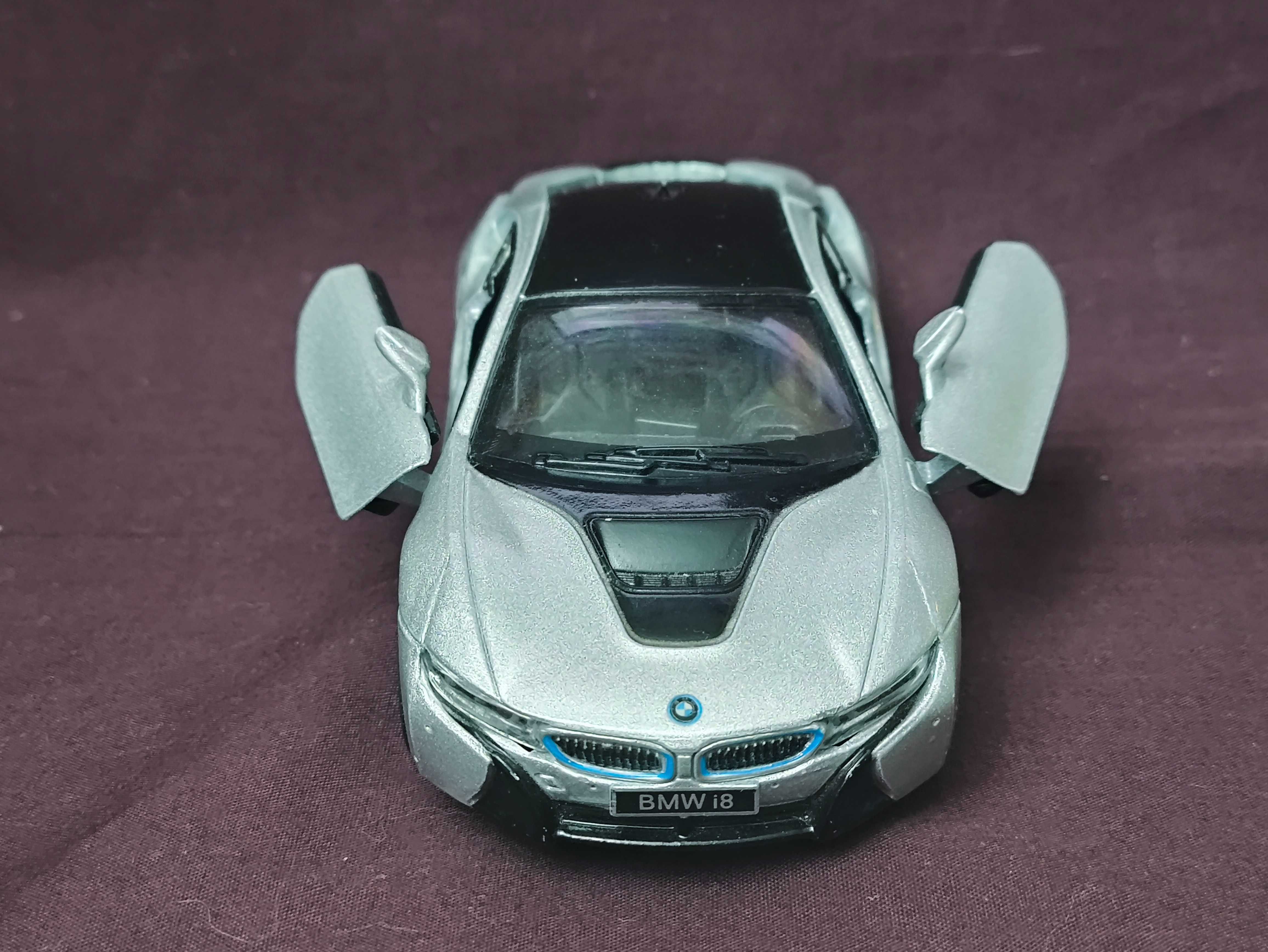 Машинка инерционная BMW i8 1:36 Kinsmart