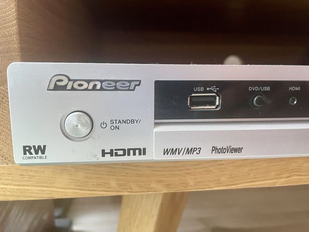 DVD Pioneer DV-400V z oryginalnym pilotem i kablami do TV + GRATISY!