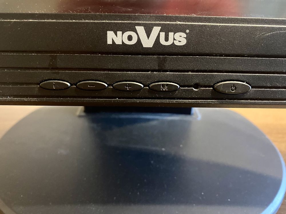 Monitor NOVUS 19” uzywany NVM 619 LCD bnc vga hdmi