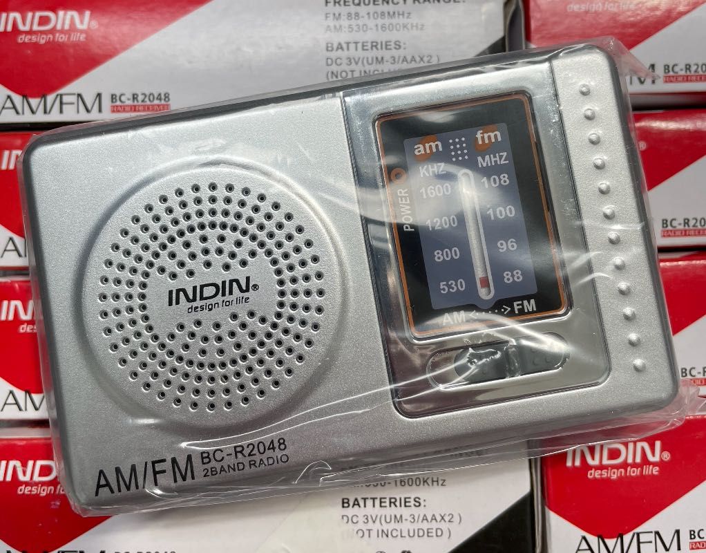Радіоприймач портативний міні на батарейках Indin BC-R2033 AM FM