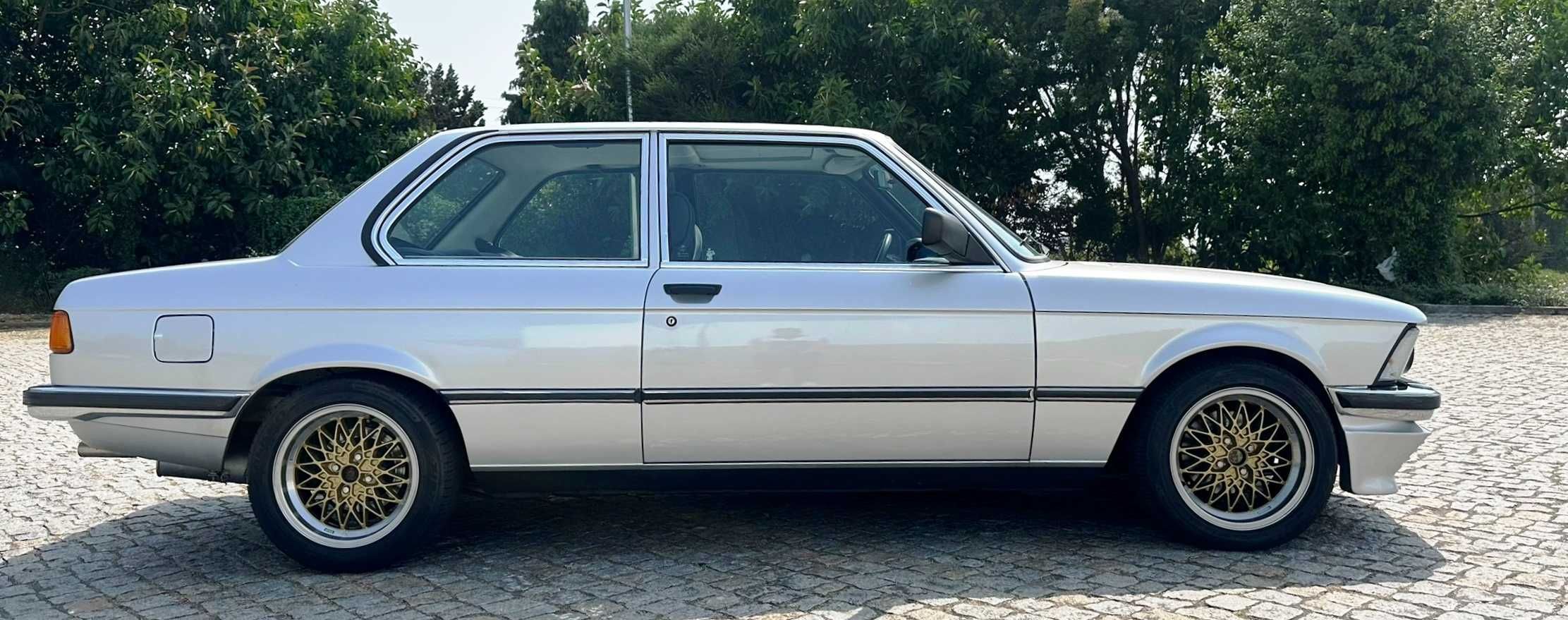 BMW e21 323i 02/1983