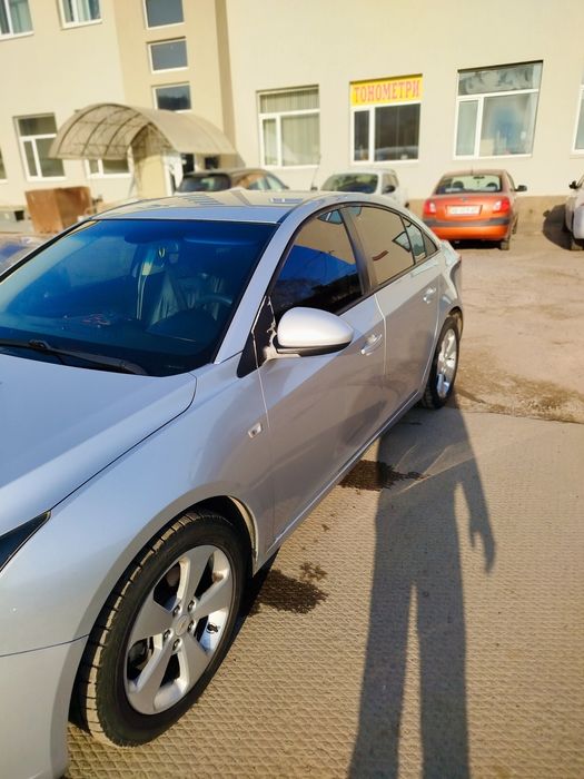 Chevrolet cruze 2.0дизель,автомат.