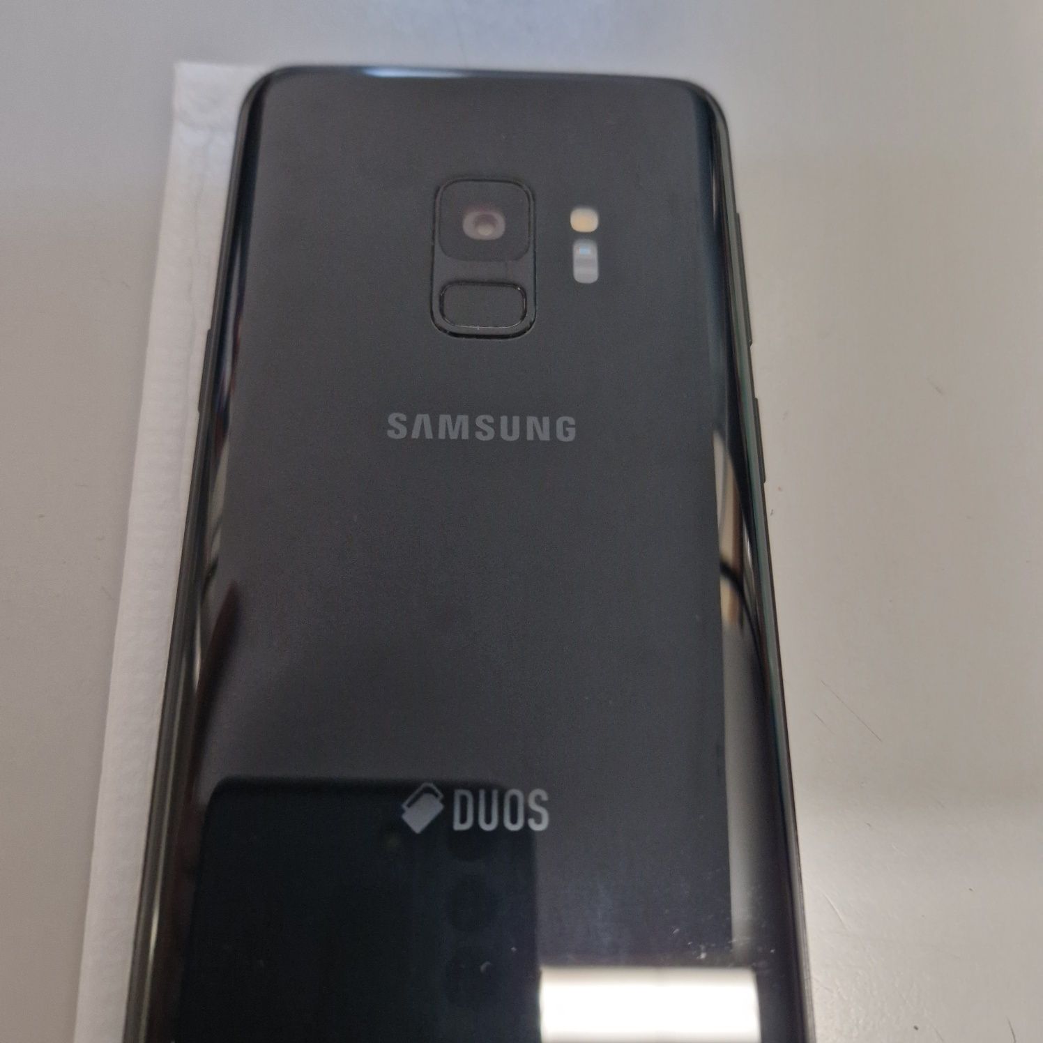 Samsung S9 como novo