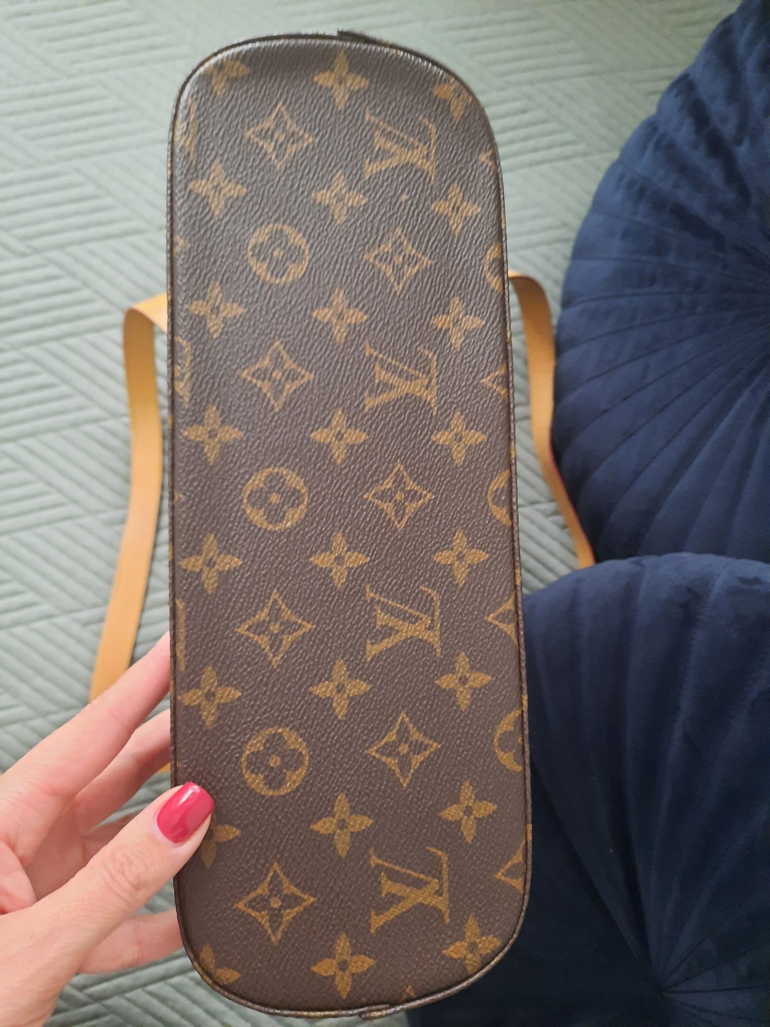 Torebka Louis Vuitton, skóra naturalna